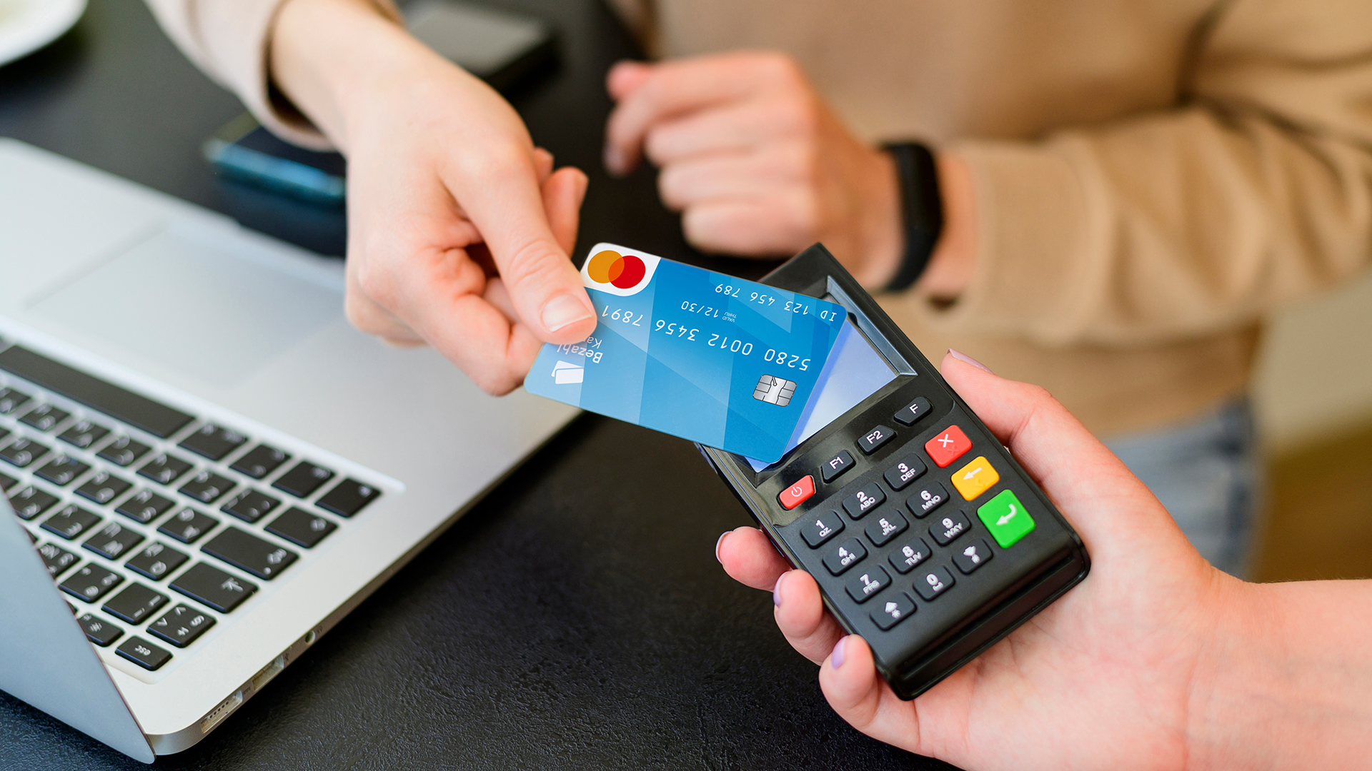 35_paycenter_pressemitteilung_bezahlkarte